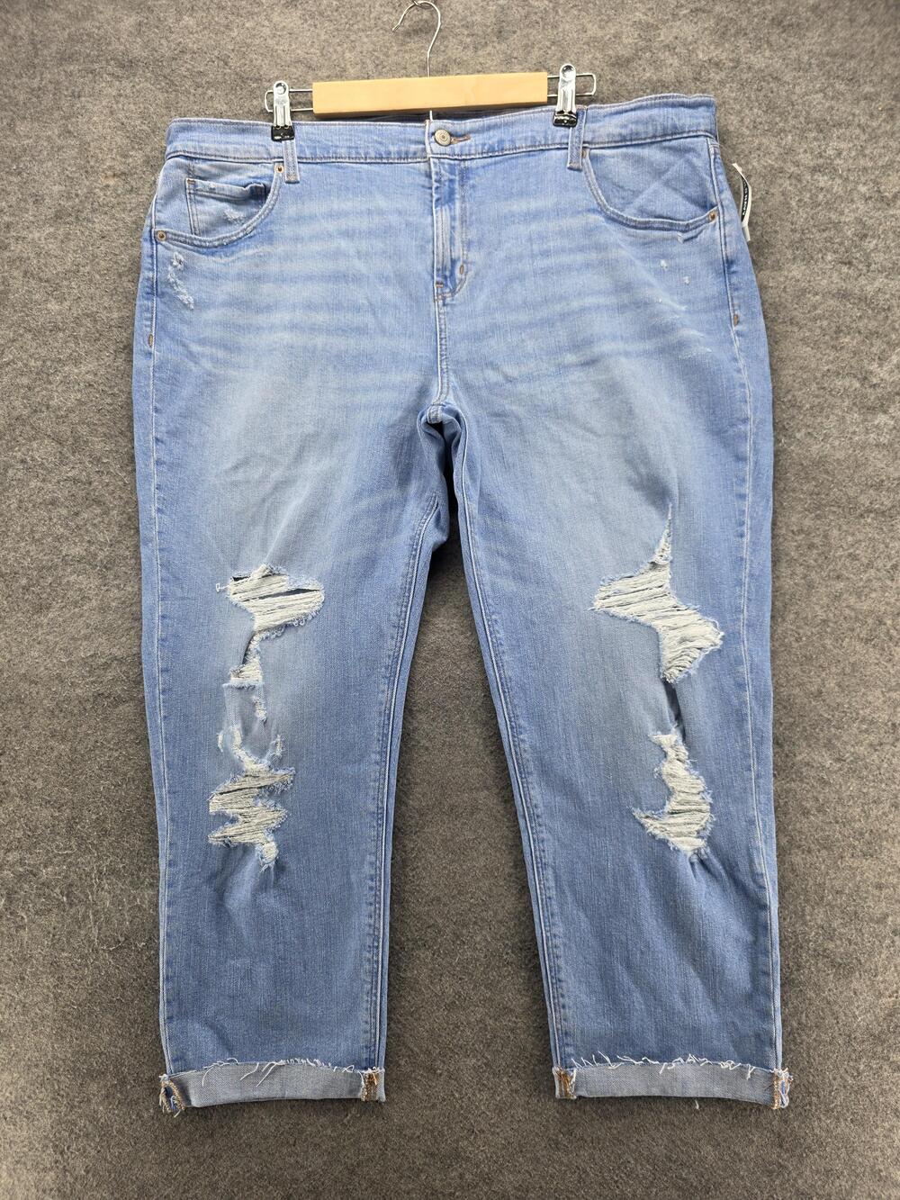 Old Navy Jeans Womens 18 Blue Boyfriend Light Wash Relaxed Distressed 25 Inseam